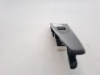 MANDO ELEVALUNAS TRASERO DERECHO MAZDA 2 LIM. ()