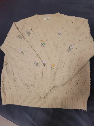 Jersey beige bordado flores talla L