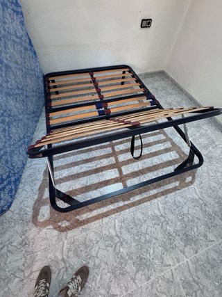 Somier 135cm tablas con 4 patas. Adaptable