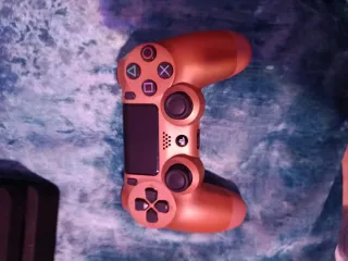 Consola PS4 + Mando bronce + FIFA 18