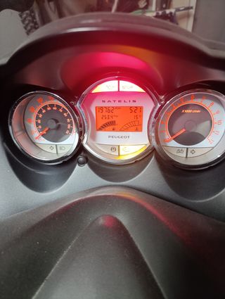 Despiece Peugeot satelis 125