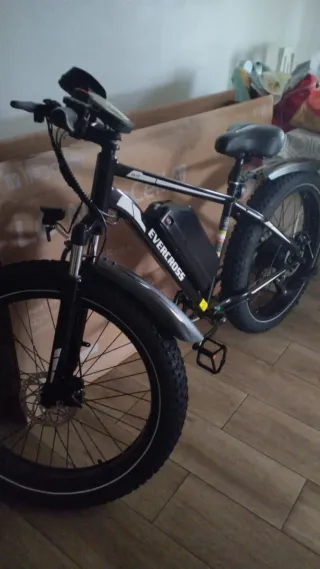 Bicicleta Eléctrica Fat Bike EVERCROSS
