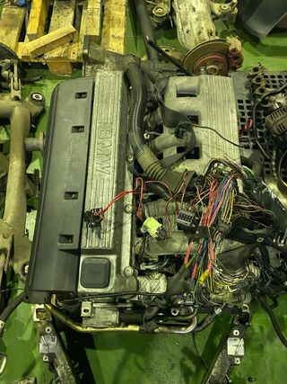 Motor BMW 25tds entero o despiece