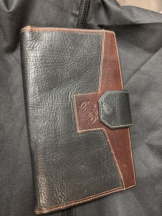 Cartera Loewe Piel Grande Negra y Marrón