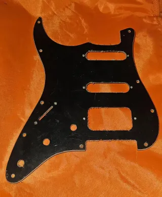 Battipenna Mancino per Stratocaster Nero