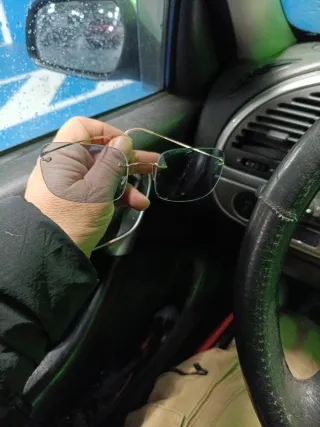 Gafas Giorgio Armani sin montura