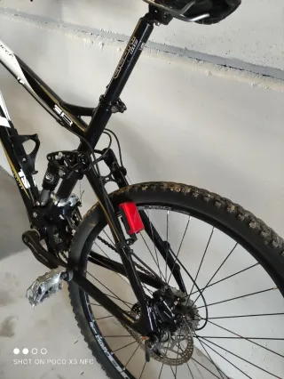 Bicicleta de Montaña Doble Suspensión