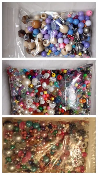 Lote de perlas y abalorios para manualidades