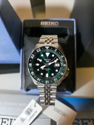Reloj automático Seiko SKX Sports GMT