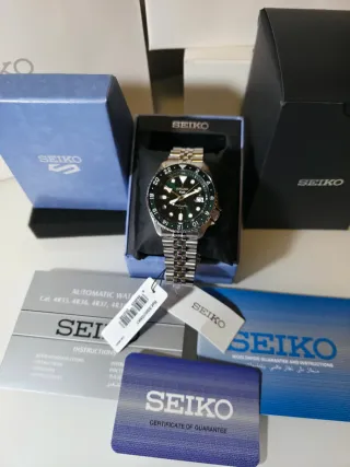 Reloj automático Seiko SKX Sports GMT