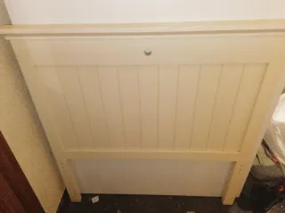 Cabecero de madera blanco roto para cama de 90.