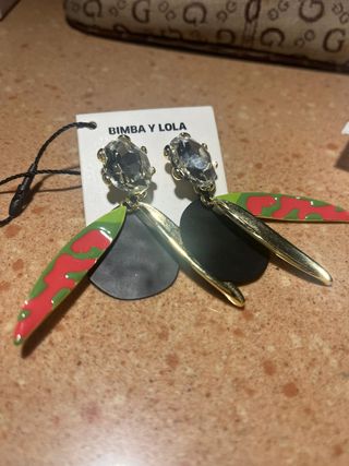 Pendientes Bimba y Lola Negro y Dorado