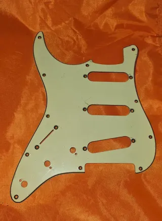 Battipenna Mancino Stratocaster