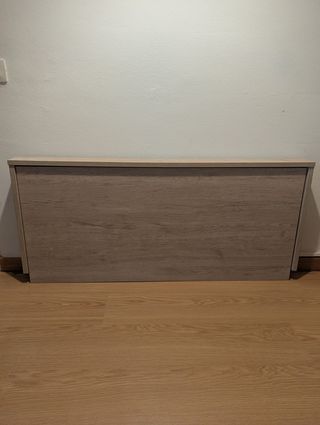 Mesa abatible de pared ideal para pisos pequeños /