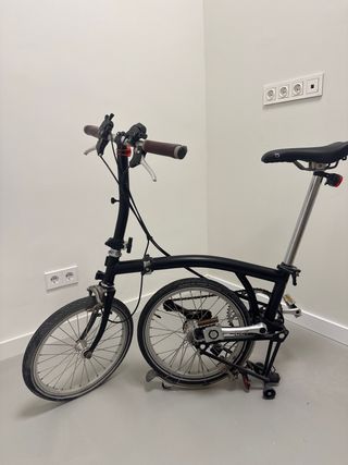 Bicicleta Brompton Negra Plegable