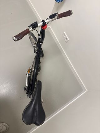 Bicicleta Brompton Negra Plegable