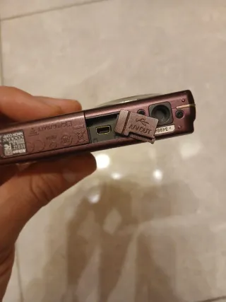 Cámara Digital Nikon COOLPIX 3x Zoom