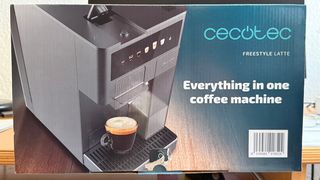 Cafetera CECOTEC FreeStyle Latte NUEVA-SIN USO