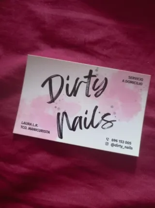 Manicurista a Domicilio.