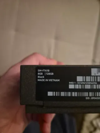 Samsung Z Flip7 FE Negro