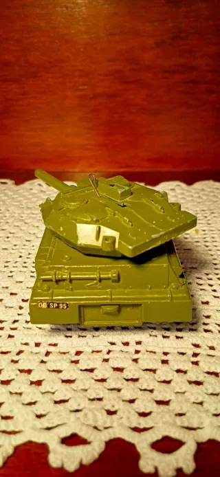 Dinky Toys Alvis Scorpion/Striker Carro Armato