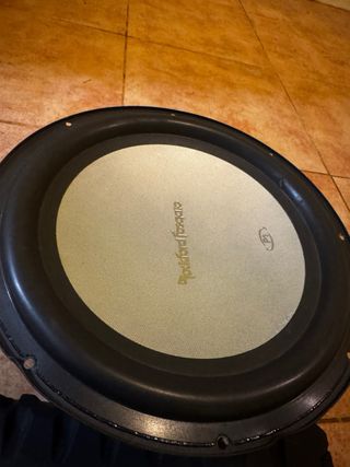 Subwofer rocksford fosgate + Etapa de regalo.