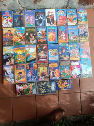 Lote unas 80 Películas VHS Disney y Clásicos