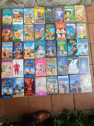 Lote unas 80 Películas VHS Disney y Clásicos