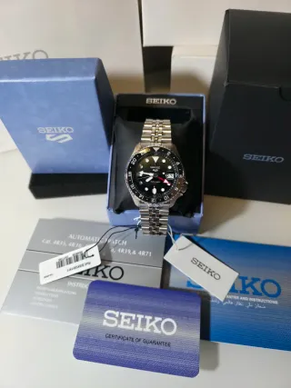 Reloj automático Seiko SKX Sports GMT