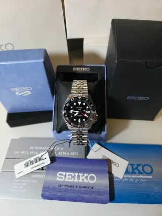 Reloj automático Seiko SKX Sports GMT
