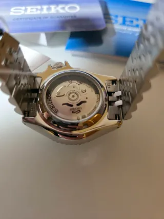 Reloj automático Seiko SKX Sports GMT