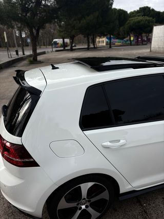 Volkswagen Golf GTI 2017 nacional Full extras