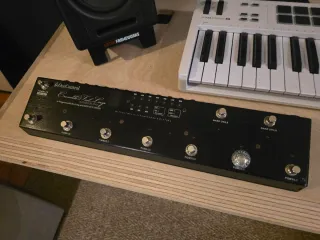 One Control Crocodile Tail Loop OC-10 MIDI