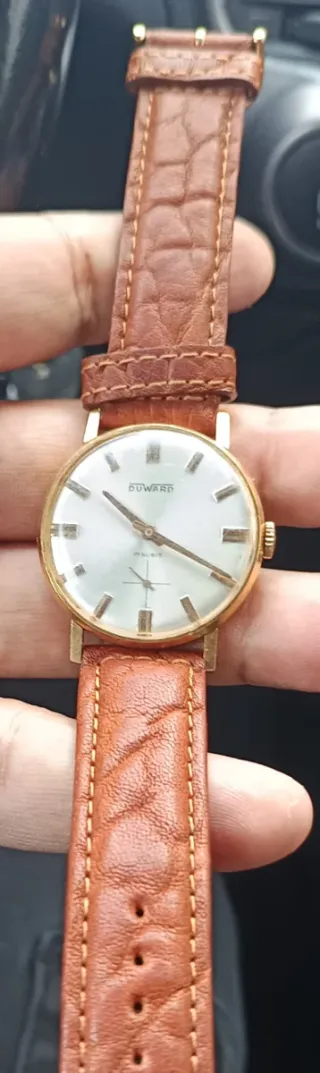 Reloj Duward Oro 18k Esfera Blanca