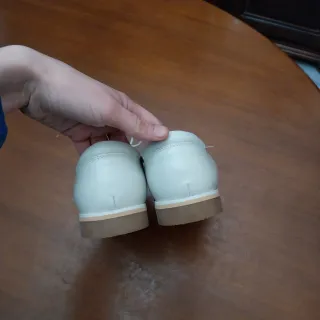 Zapatos blancos Bubble Bobble