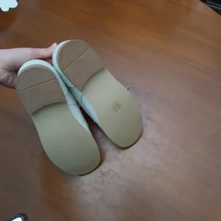 Zapatos blancos Bubble Bobble