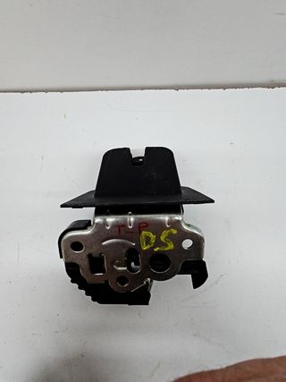 CERRADURA MALETERO / PORTON AUDI A3 (8L)