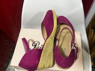 Zapatos esparto fucsia con pulsera