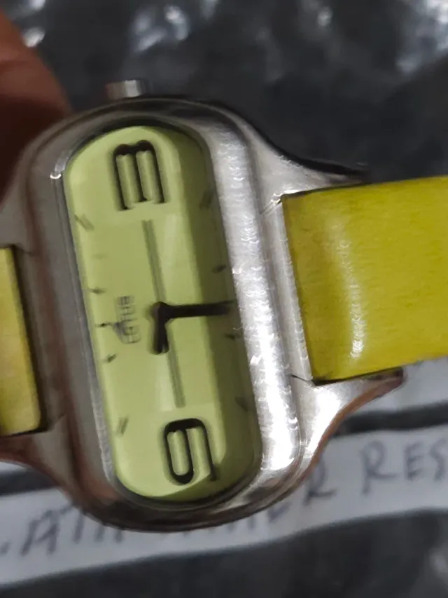 Lote 4 Relojes Emporio Armani, Lotus