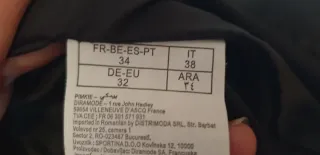 Chaqueta efecto piel negra