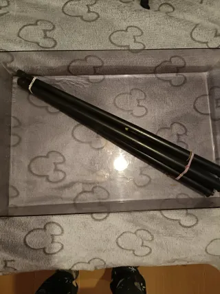 Tocadiscos antiguo con altavoces