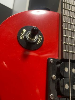Guitarra Eléctrica Daytona Roja + Amplificador
