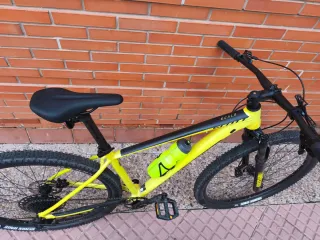 Bicicleta Scott Scale 29 pulgadas TALLA M
