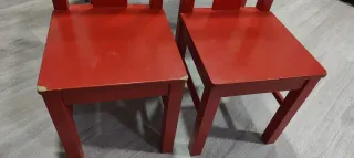 Mesa y 2 Sillas IKEA Rojas (Lo han dado todo)