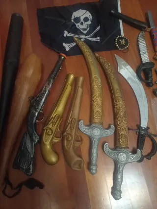Accesorios Disfraz Pirata: Pistolas, Espadas, Band