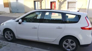 Renault Grand Scenic 2013