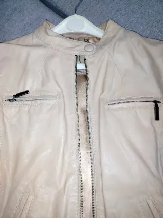 Cazadora cuero beige mujer
