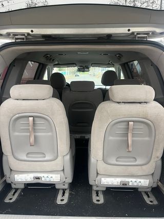 KIA Carnival 7 plazas