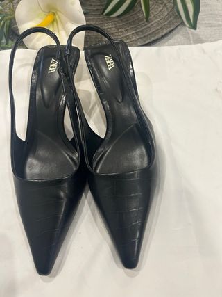 Zapatos estiletos negros Zara