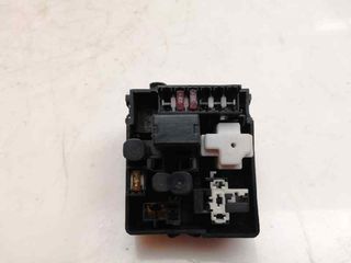 CAJA RELES / FUSIBLES TOYOTA RAV 4 (A2) (3)